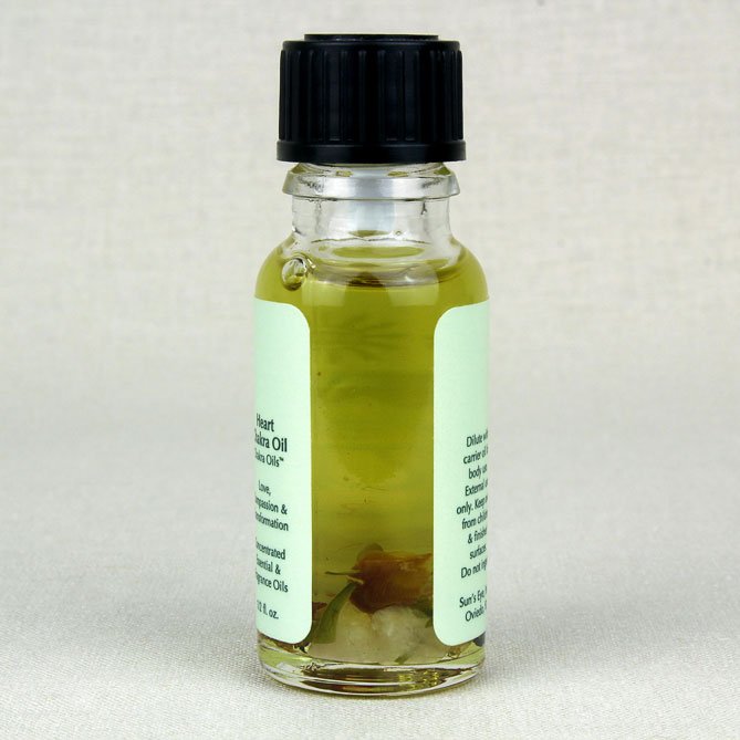 Suns Eye Heart Chakra Oil Concentrate 1/2 oz Bottle - side view Sun's Eye Scentsium