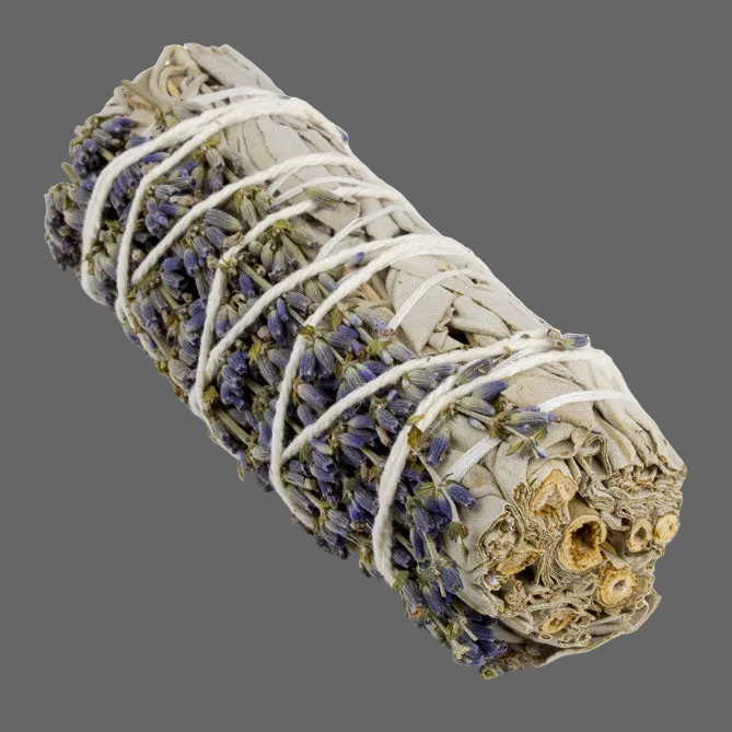 Atado de salvia y lavanda